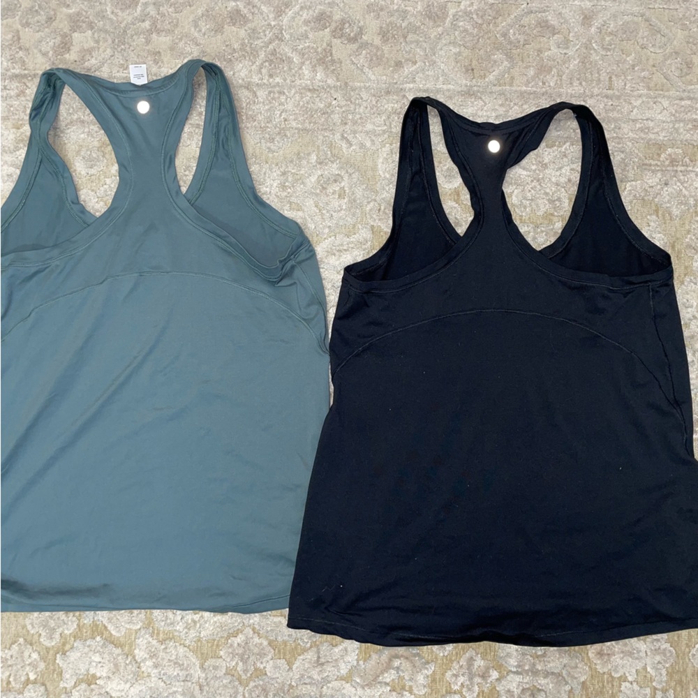 Women fit tanks $5 both!!!!